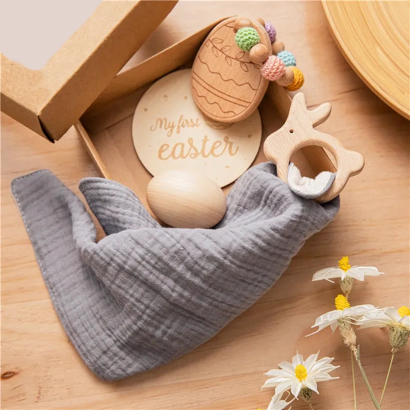 Dubai Online baby shop uae - newborn gift set - swaddle blanket teether rattle milestone wood plaque organic wooden egg for Easter - my first Easter متجر دبي أونلاين للأطفال في الإمارات العربية المتحدة - مجموعة هدايا لحديثي الولادة - قماط وبطانية عضاضة وخشخيشة ولوحة خشبية وبيضة خشبية عضوية لعيد الفصح - عيد الفصح الأول