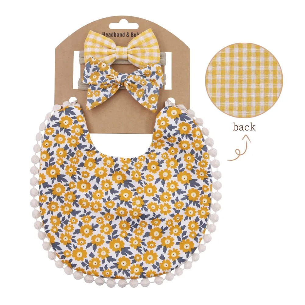 Matching Bib & Bow - Perfect baby gift set 