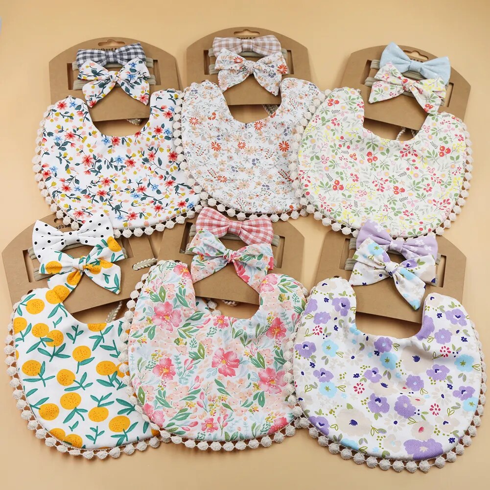 Matching Bib & Bow - Perfect baby gift set 