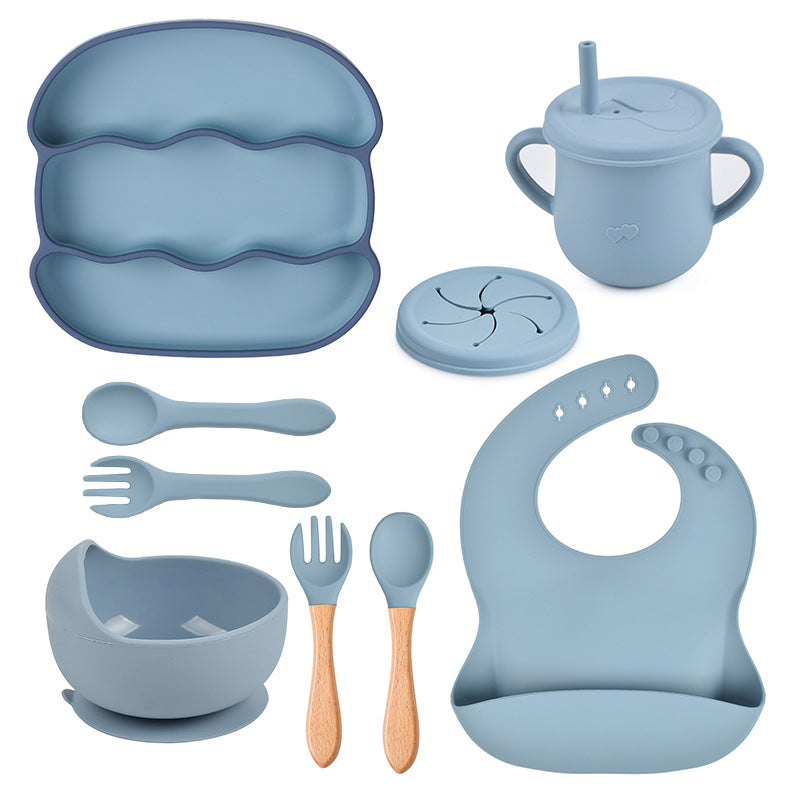 silicone tableware set for babies plates and mini fork, spoon, bib, cup, set for babies kitchen essentials طقم أدوات مائدة من السيليكون لأطباق الأطفال وشوكة صغيرة وملعقة ومريلة وكوب ومجموعة لمستلزمات مطبخ الأطفال