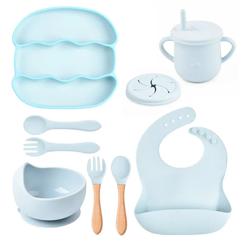 silicone tableware set for babies plates and mini fork, spoon, bib, cup, set for babies kitchen essentials طقم أدوات مائدة من السيليكون لأطباق الأطفال وشوكة صغيرة وملعقة ومريلة وكوب ومجموعة لمستلزمات مطبخ الأطفال